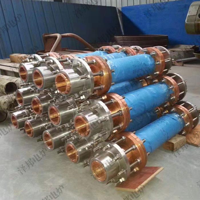 3000mm2雙法蘭水冷補償器（專利產(chǎn)品）